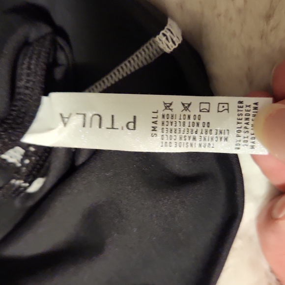 P'tula Yvette Pocket Short 8-inch - NWOT - Picture 4 of 8